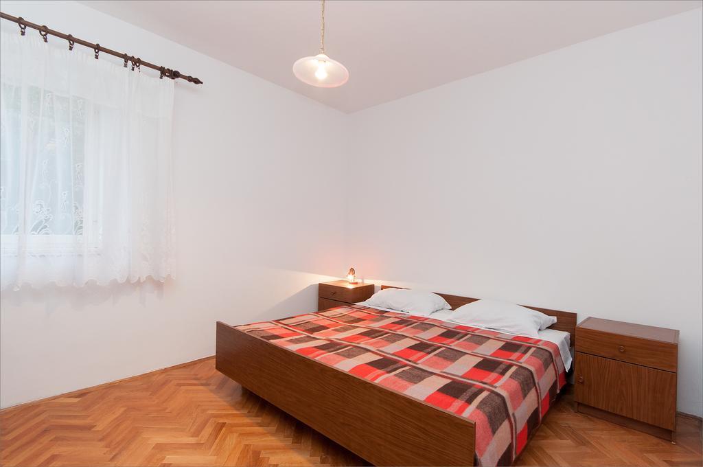 Maslinov Hlad Apartment Barbat na Rabu Room photo