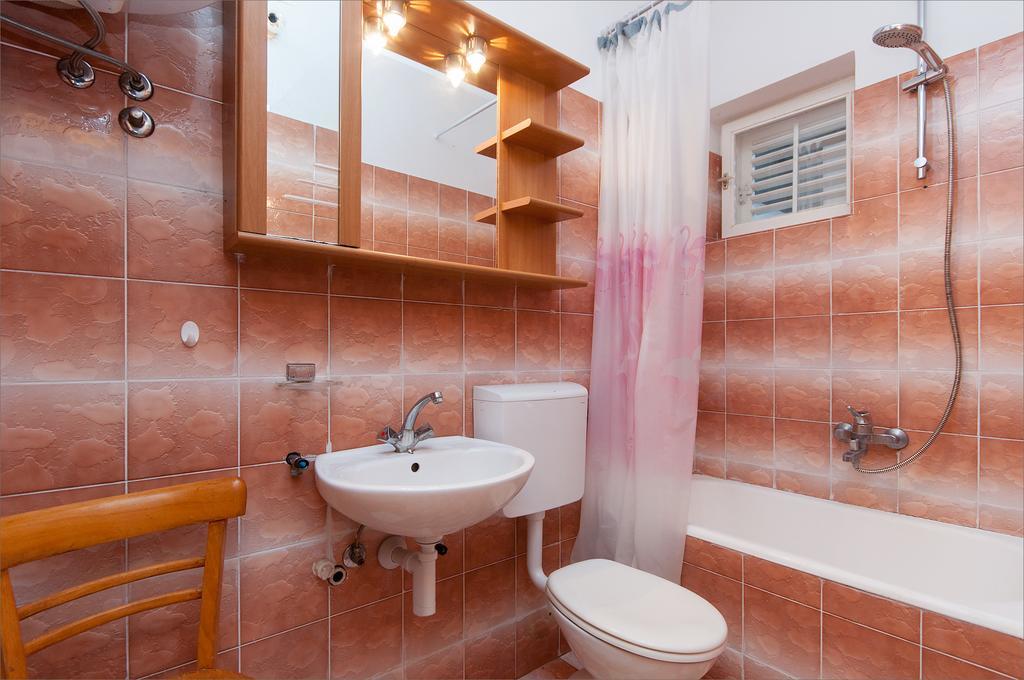 Maslinov Hlad Apartment Barbat na Rabu Room photo